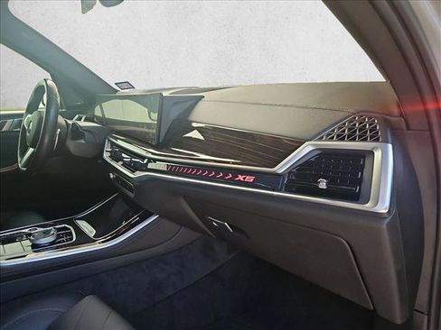 Used 2024 BMW X5 xDrive40i w/ Executive Package AWD/4WD image 20