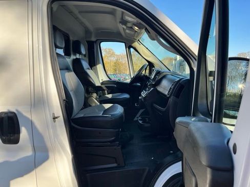 Used 2025 RAM ProMaster 3500 w/ Convenience Group FWD image 19