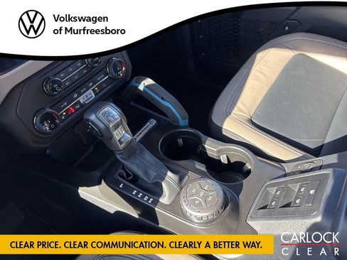 Used 2022 Ford Bronco Wildtrak image 20