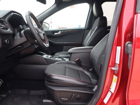 Used 2023 Ford Escape ST-Line Select w/ Tech Pack #2 image 10