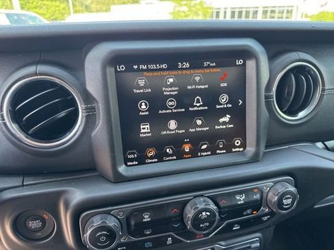 Used 2023 Jeep Wrangler Unlimited Sahara AWD/4WD image 6