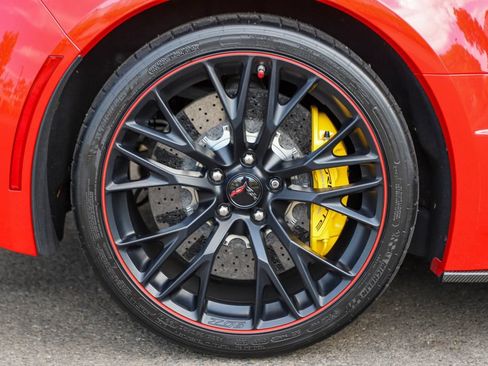 Used 2017 Chevrolet Corvette Z06 w/ Z07 Performance Package RWD image 70