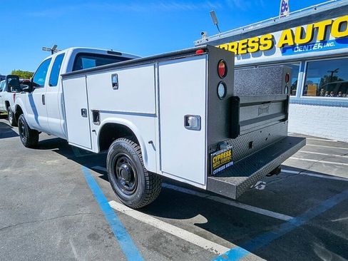Used 2015 Ford F350 XL image 4