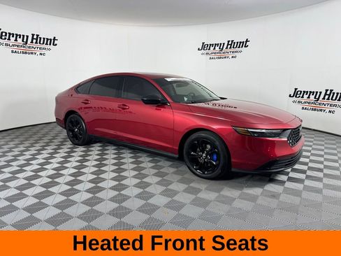 Used 2025 Honda Accord SE image 11