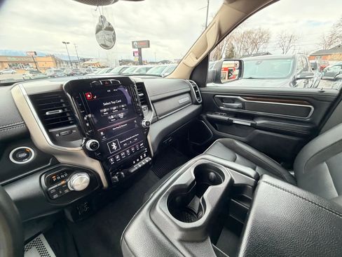 Used 2021 RAM 1500 Laramie AWD/4WD image 19