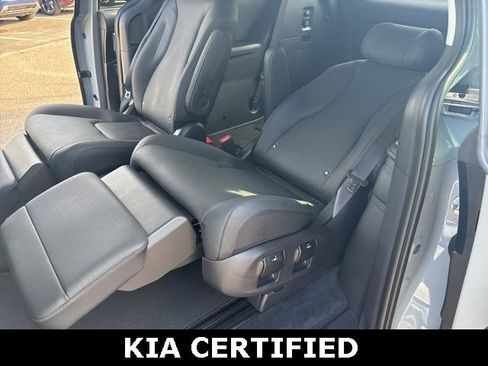 Certified 2025 Kia Carnival SX Prestige image 35