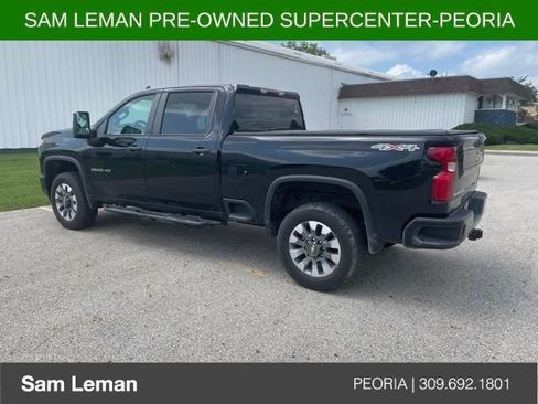 Used 2022 Chevrolet Silverado 2500 Custom w/ Custom Value Package AWD/4WD image 6