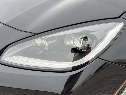Used 2024 Toyota GR86 Premium RWD image 21