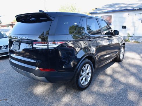 Used 2019 Land Rover Discovery SE AWD/4WD image 5