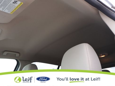 Used 2013 Ford Edge SE image 13