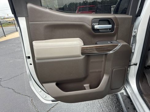 Used 2021 Chevrolet Silverado 1500 RST image 22