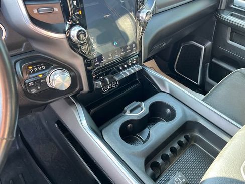 Used 2022 RAM 2500 Laramie w/ Night Edition AWD/4WD image 18