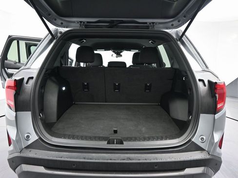 Used 2025 GMC Terrain Elevation image 22