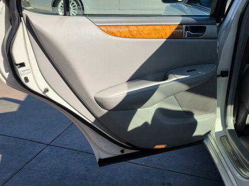 Used 2006 Lexus ES 330 image 25