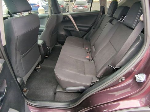Used 2016 Toyota RAV4 XLE image 15