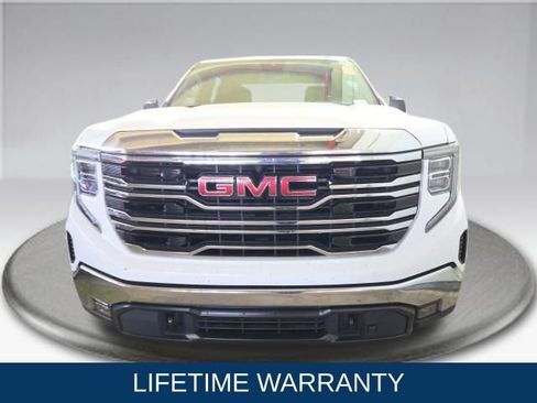 Used 2022 GMC Sierra 1500 SLT w/ SLT Premium Package AWD/4WD image 3