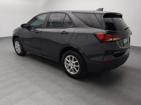 Used 2022 Chevrolet Equinox LS AWD/4WD image 3