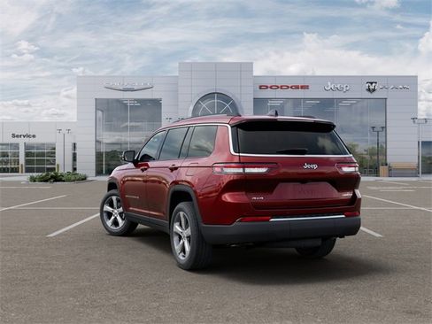 New 2025 Jeep Grand Cherokee L Limited w/ Trailer Tow Package image 3