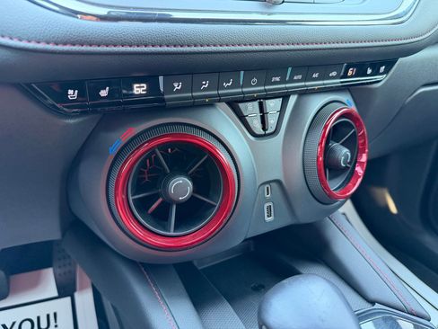 Used 2020 Chevrolet Blazer RS AWD/4WD image 21