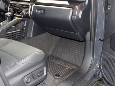 Certified 2026 Toyota 4Runner TRD Off-Road Premium w/ Tow Technology Package AWD/4WD image 47