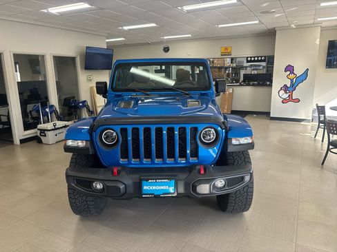 Used 2022 Jeep Gladiator Rubicon w/ Cold Weather Group image 2