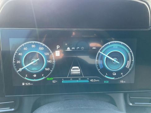 Used 2025 Hyundai Elantra SEL image 41