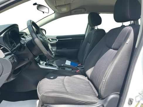 Used 2017 Nissan Sentra SV FWD image 17
