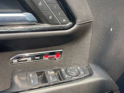 Used 2023 GMC Sierra 1500 AT4 w/ AT4 Premium Package AWD/4WD image 6