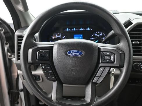 Used 2019 Ford F250 XL w/ Power Equipment Group AWD/4WD image 19