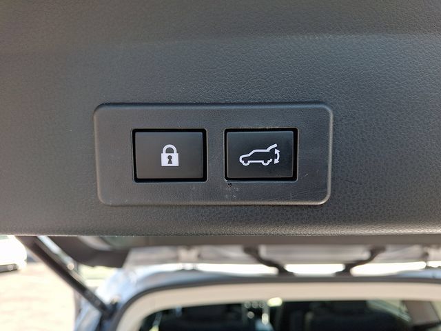 Used 2020 Subaru Ascent Limited w/ Technology Package AWD/4WD image 31