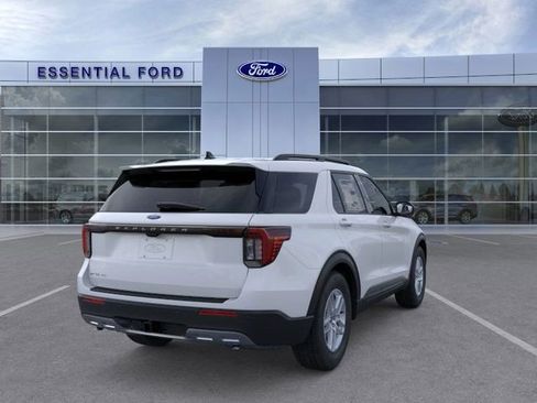 New 2026 Ford Explorer Active image 8