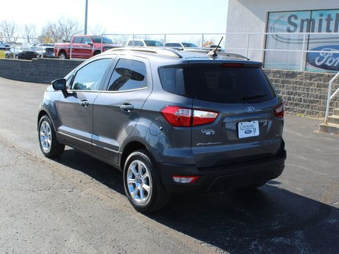 Used 2021 Ford EcoSport SE image 3