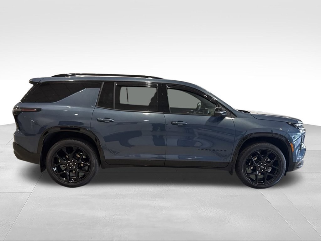 Used 2026 Chevrolet Traverse RS AWD/4WD image 8