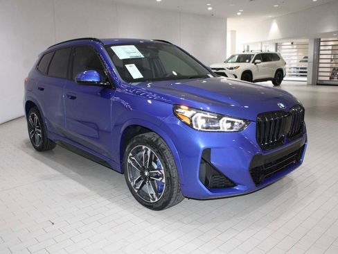Used 2026 BMW X1 xDrive28i w/ M Sport Package AWD/4WD image 8