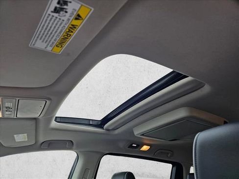 Used 2025 Honda Odyssey Elite image 18