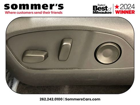 Used 2025 GMC Acadia Elevation image 10