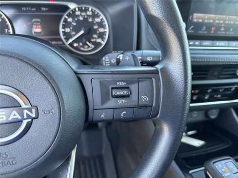 Used 2023 Nissan Rogue S FWD image 22