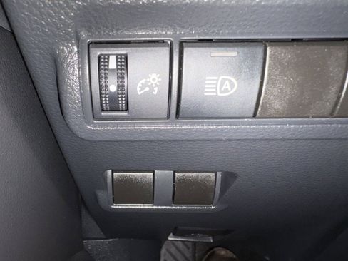Used 2024 Toyota Corolla Cross XLE AWD/4WD image 19