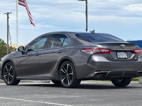 Used 2018 Toyota Camry XSE w/ Audio Package FWD image 7
