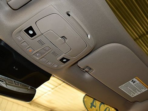 Used 2024 Lincoln Navigator Reserve AWD/4WD image 27
