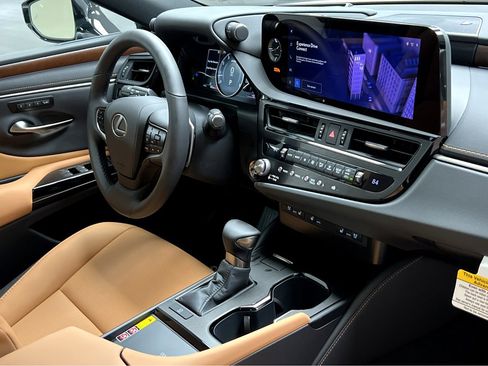 New 2025 Lexus ES 350 w/ Premium Package image 28