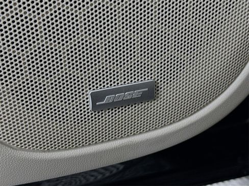 Used 2023 GMC Acadia Denali image 22