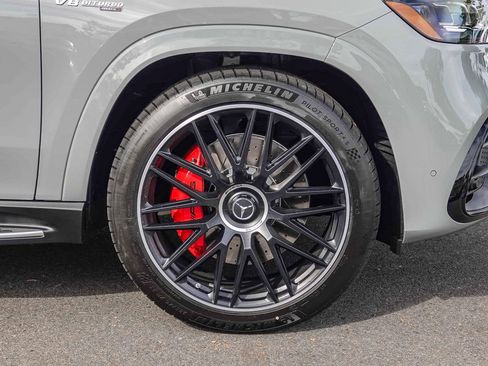 New 2026 Mercedes-Benz GLS 63 AMG 4MATIC image 10