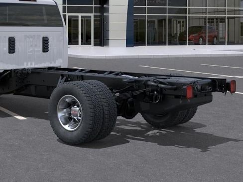 New 2026 GMC Sierra 3500 Pro w/ Convenience Package RWD image 41