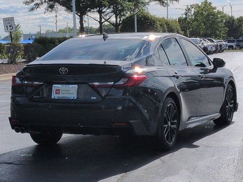 Certified 2025 Toyota Camry SE FWD image 5
