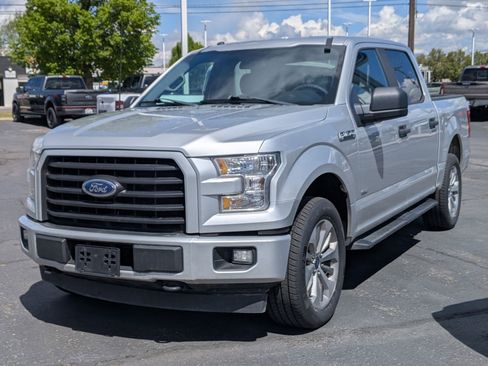 Used 2017 Ford F150 XL w/ Equipment Group 101A Mid AWD/4WD image 10