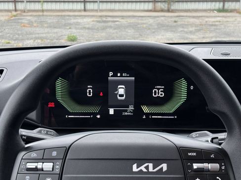 Used 2025 Kia K4 FWD image 39