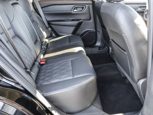 Used 2021 Nissan Rogue Platinum image 33