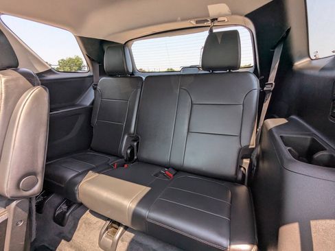 Used 2020 Chevrolet Traverse Premier AWD/4WD image 14