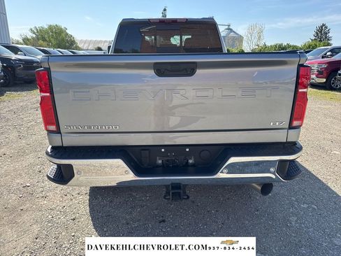 Used 2025 Chevrolet Silverado 2500 LTZ w/ LTZ Premium Package image 5